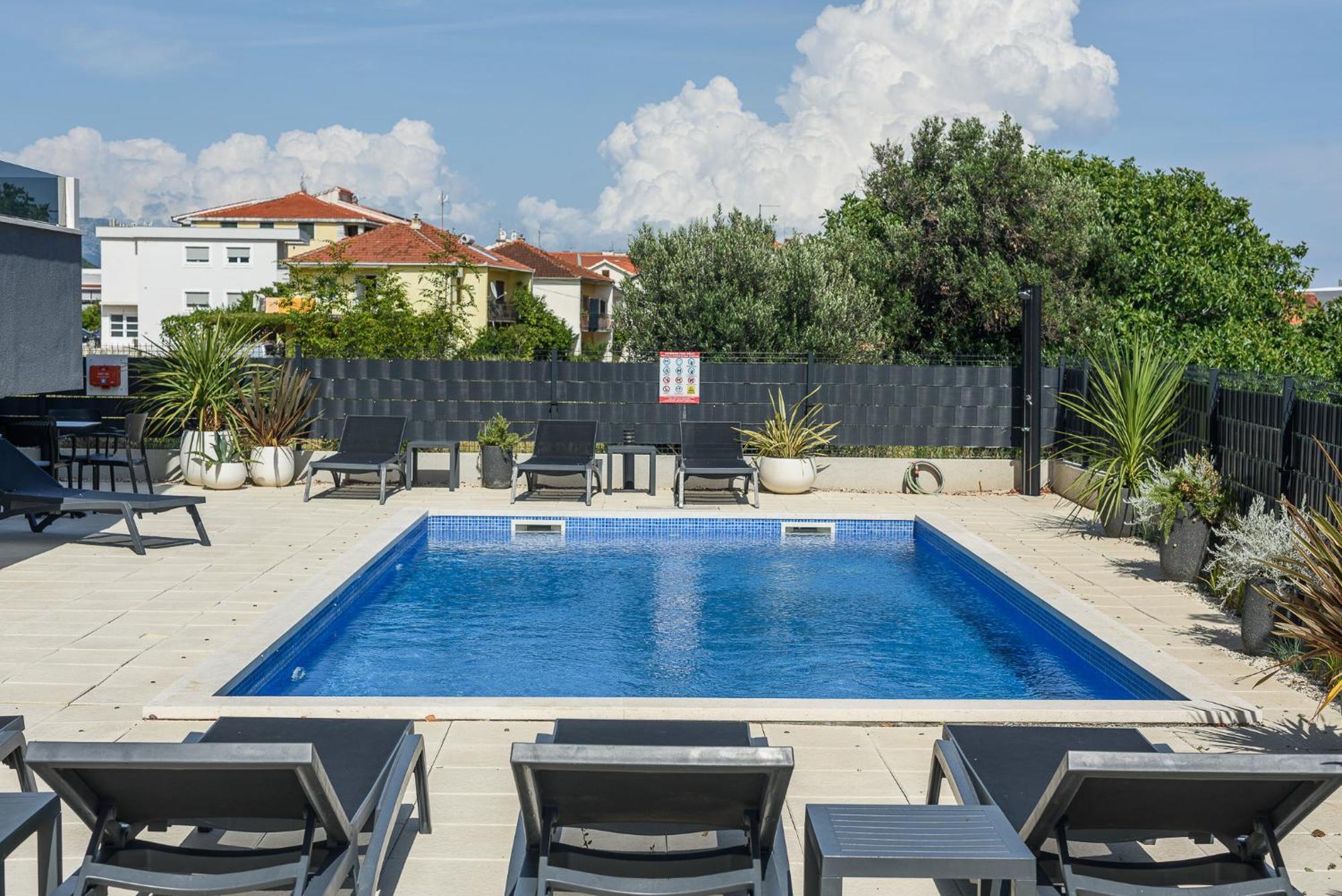 Relax Trogir Apartment Bagian luar foto
