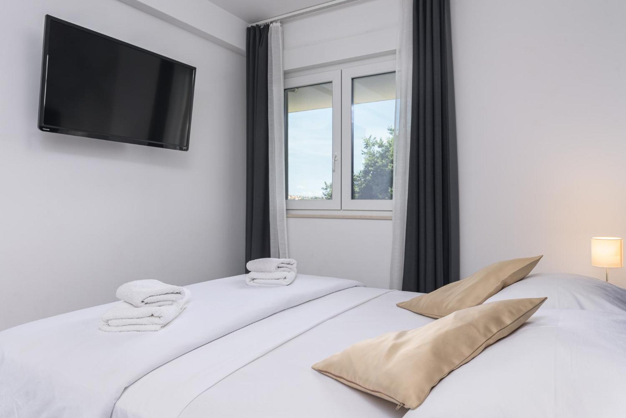 Relax Trogir Apartment Bagian luar foto