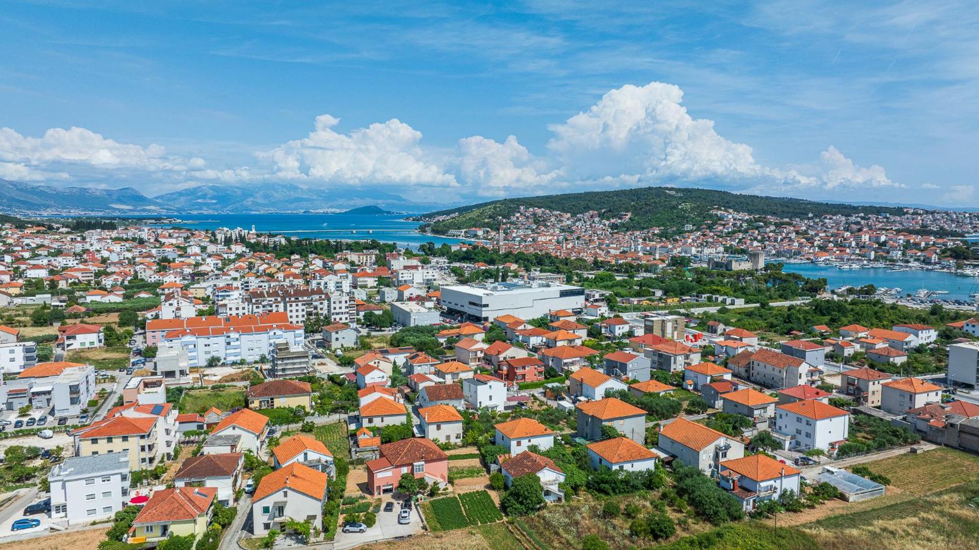 Relax Trogir Apartment Bagian luar foto
